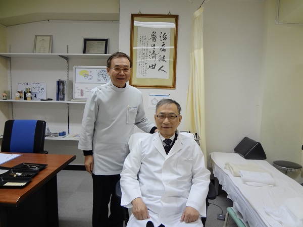柯先生と銀座のクリニックで